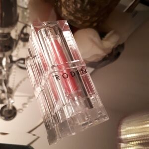 RODIN Lipstick in Shade Winks